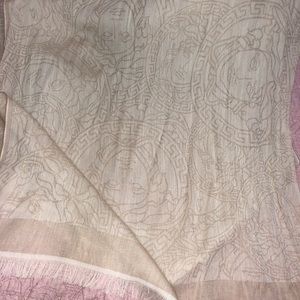 Nwot versace scarf